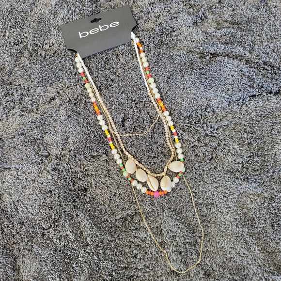 BEBE | 4 Layer Shell & Bead Necklace - Picture 3 of 6